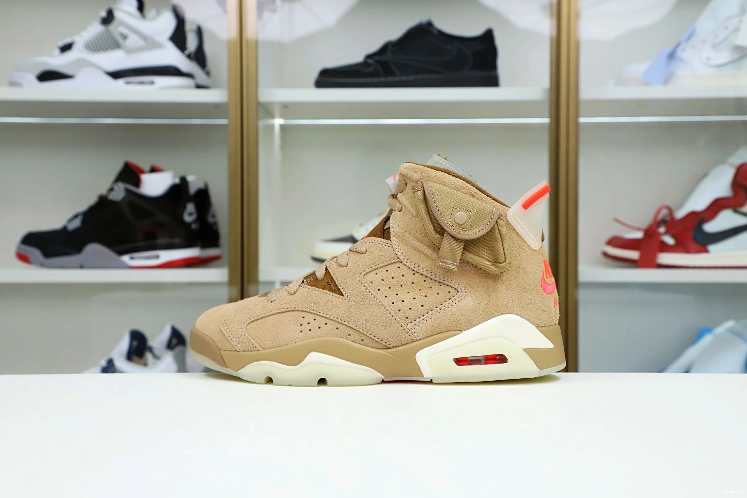 Air Retro SP Travis Jordan Khaki